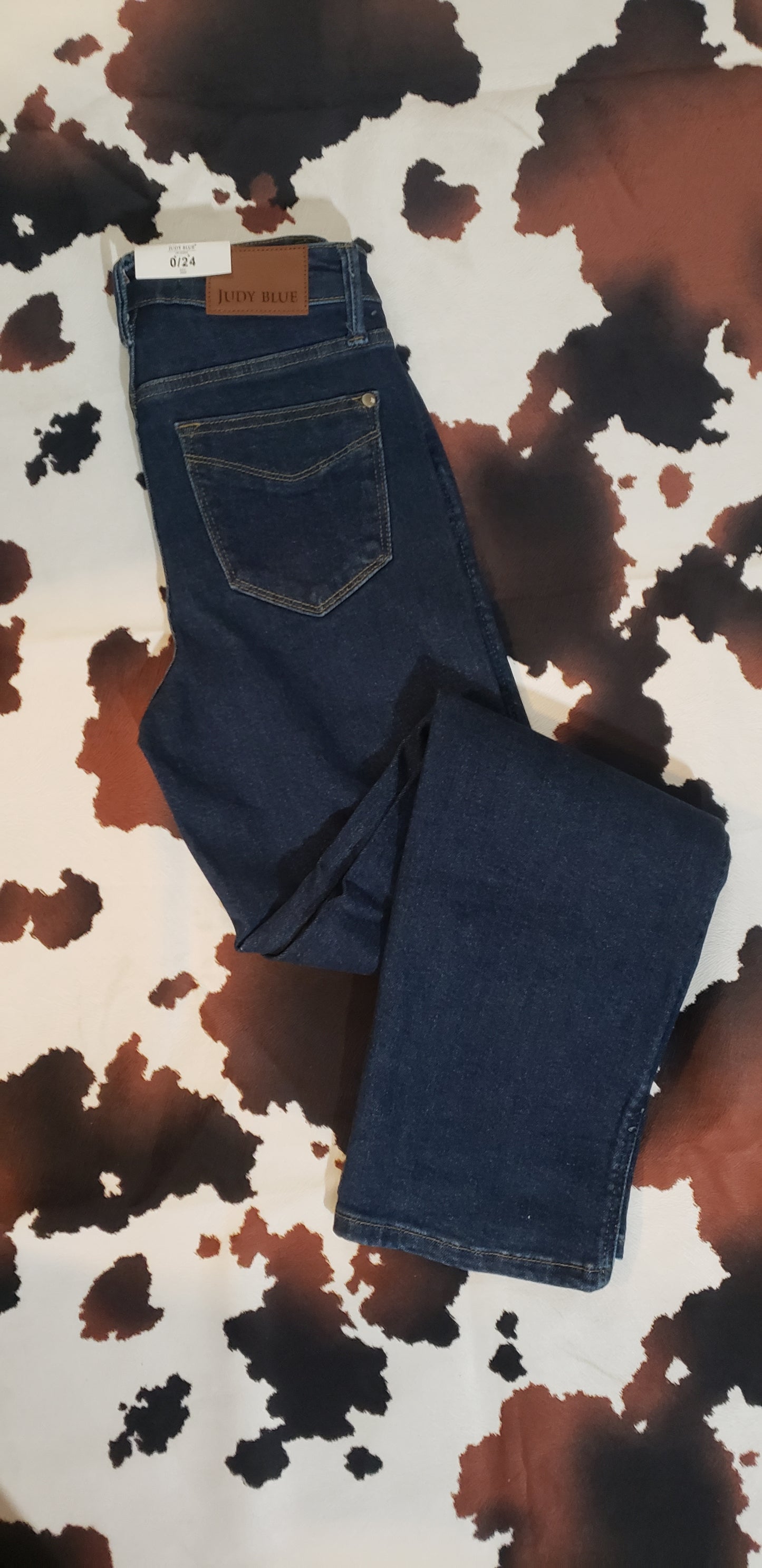 Judy Blue Straight High Waist V on Pocket Dark Jean