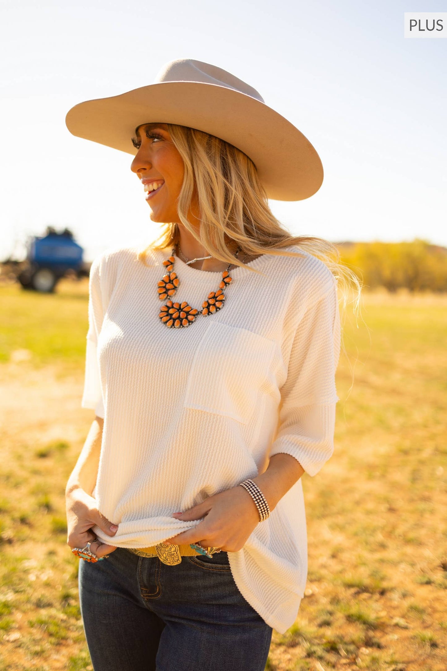 PLUS SIZE Half Sleeve Relaxed Pocket shirt White and peach