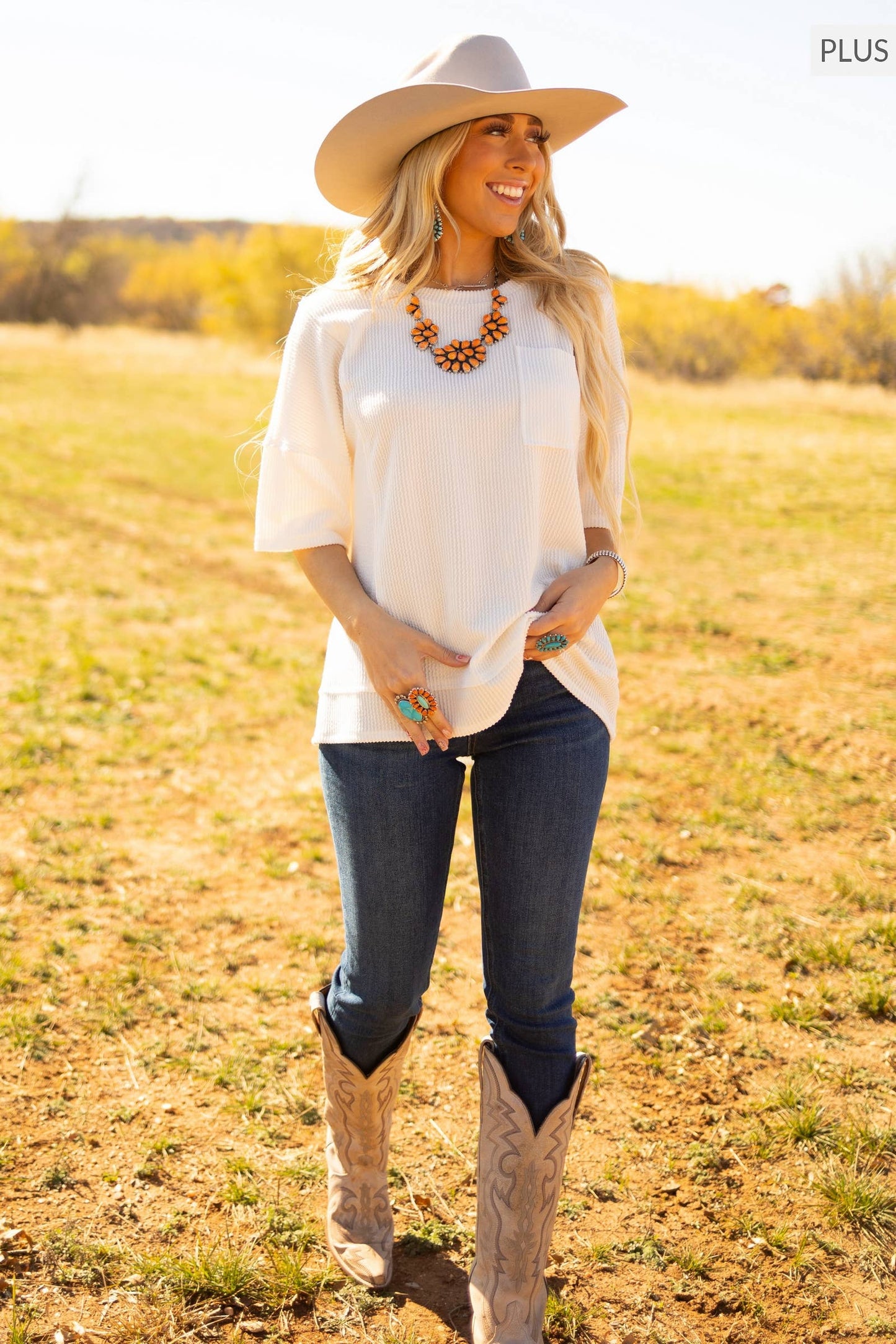 PLUS SIZE Half Sleeve Relaxed Pocket shirt White and peach