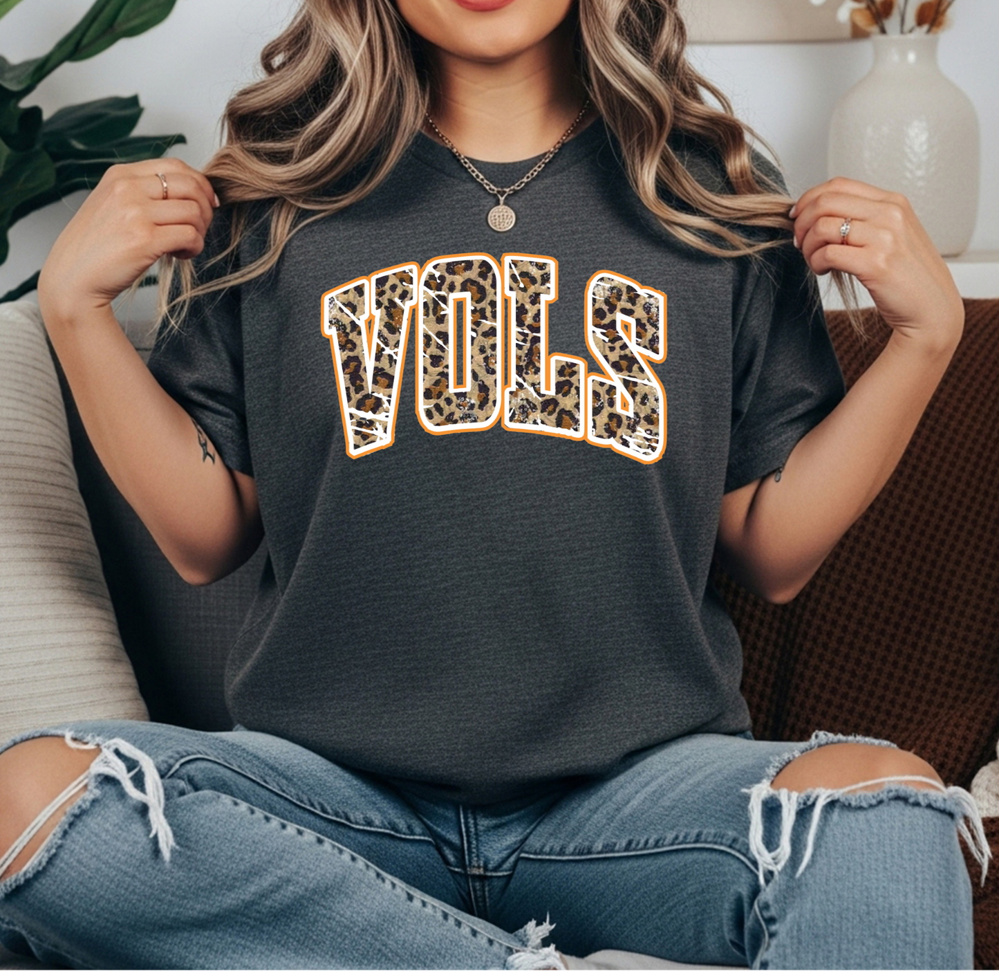 Leopard VOLS Game Day Comfort Colors Tee – Tennessee Football Graphic T-Shirt – Southern Boutique Graphic Tee – Leopard Print Vols Game Day Shirt