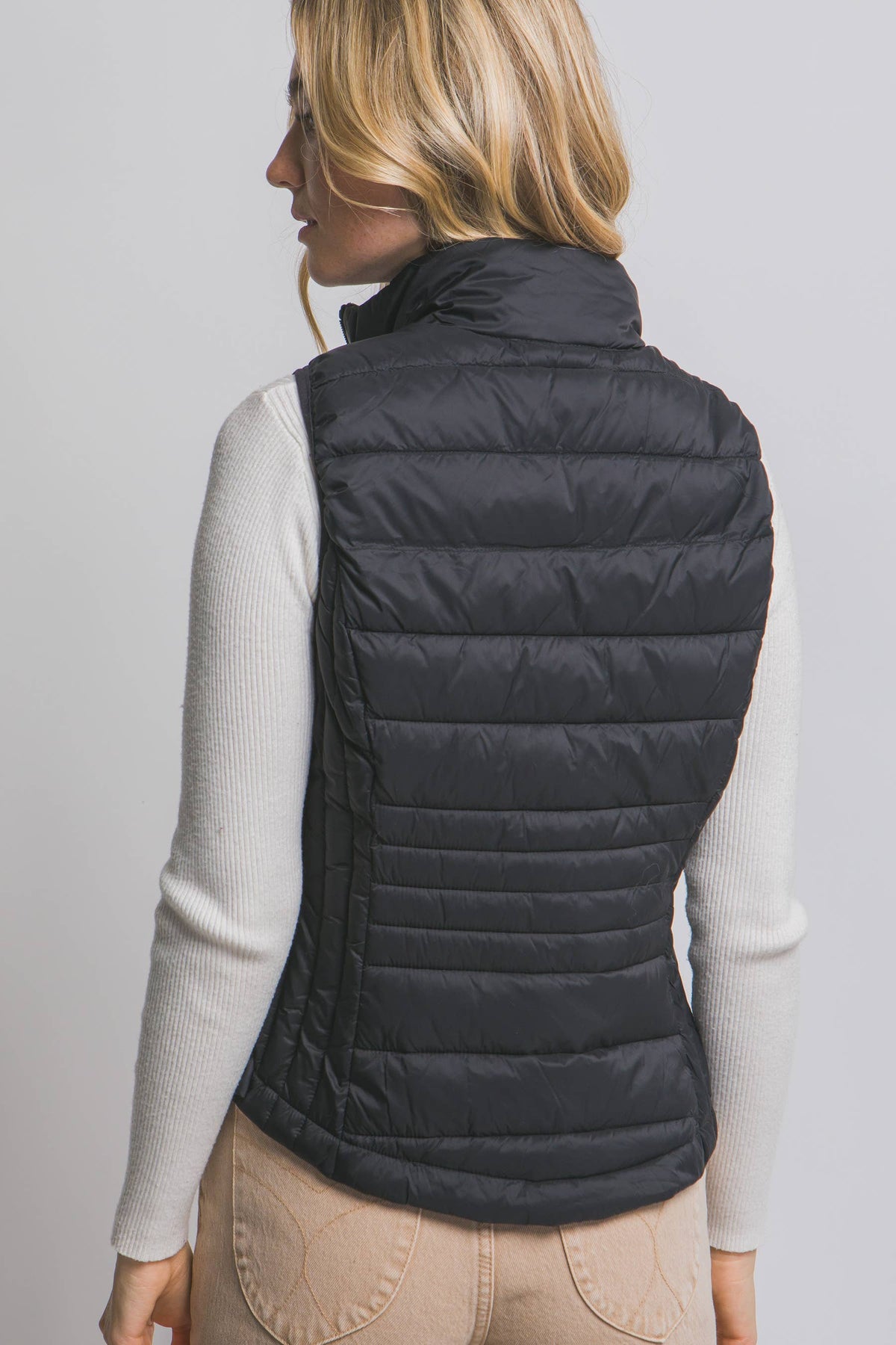 `Packable Puffer Vest w/ Pouch