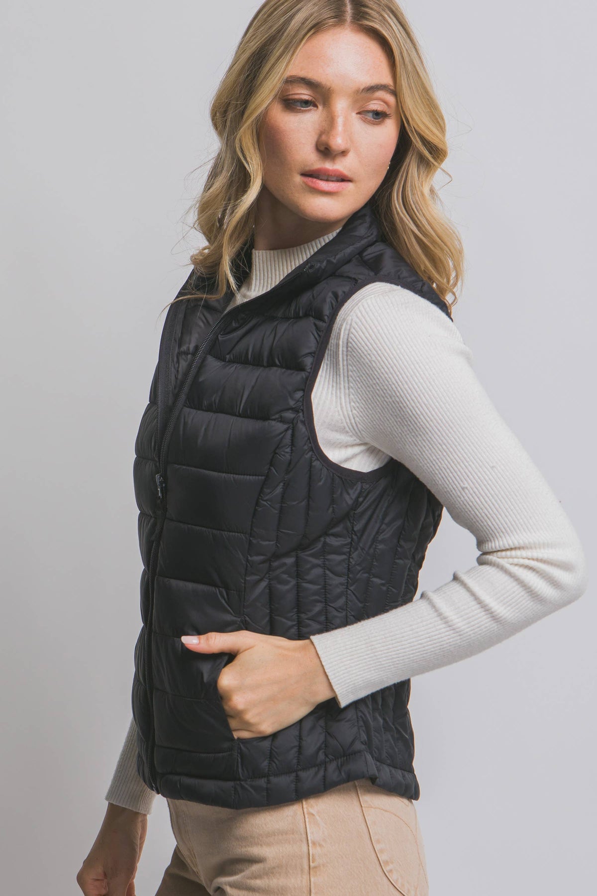 `Packable Puffer Vest w/ Pouch