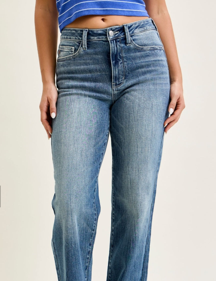 Judy Blue Jeans Mid Rise Straight 32 inseam
